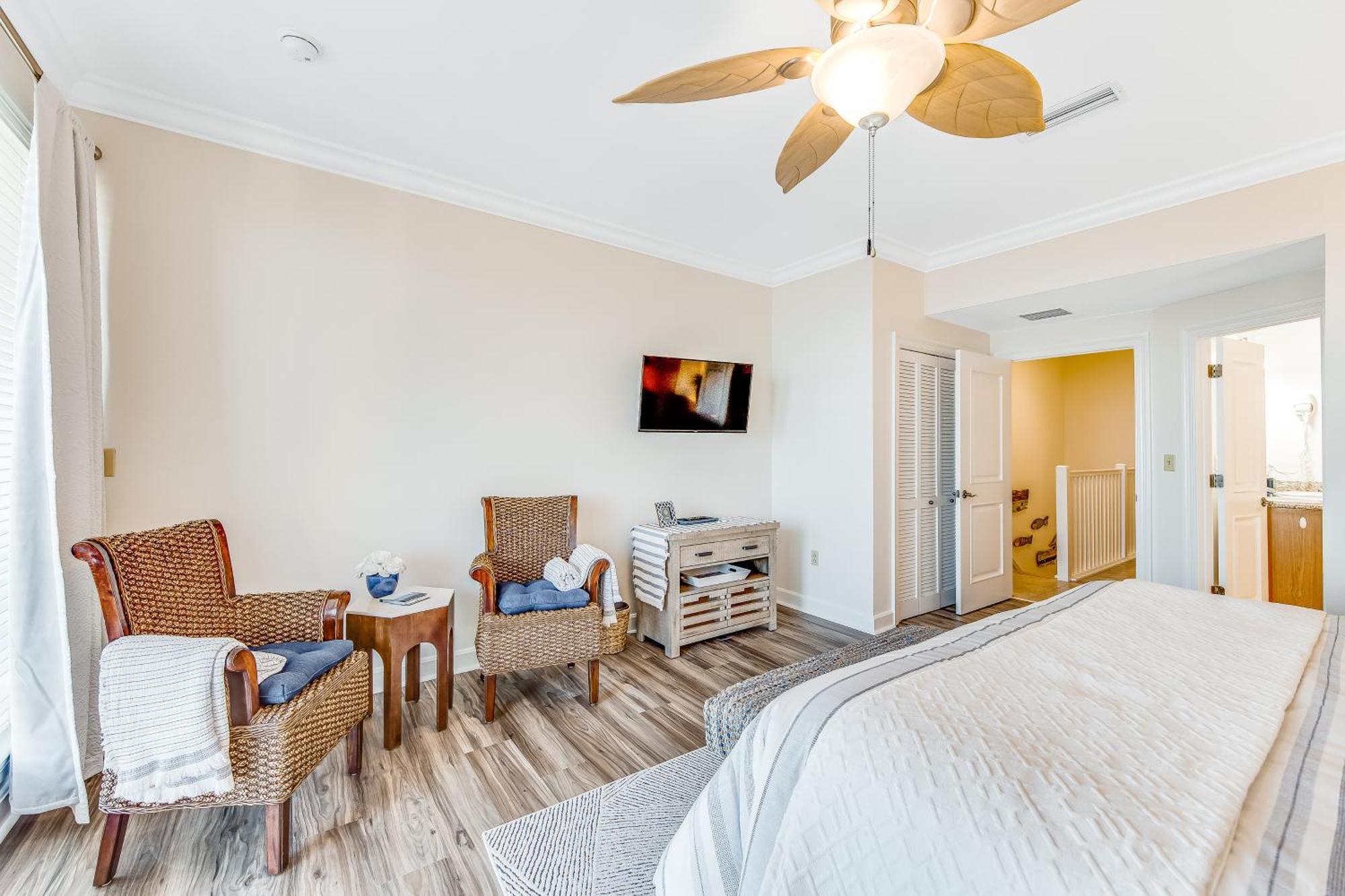Beachview Navarre Room photo